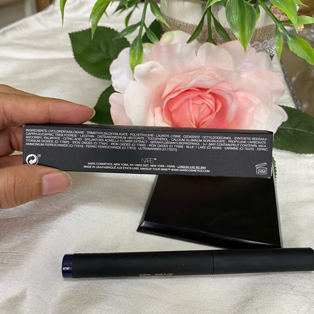 Nars Velvet Shadow Stick Glenan 8261